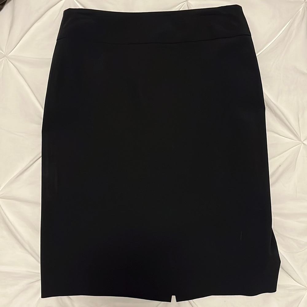 Black Banana Republic Pencil Skirt - Size 4